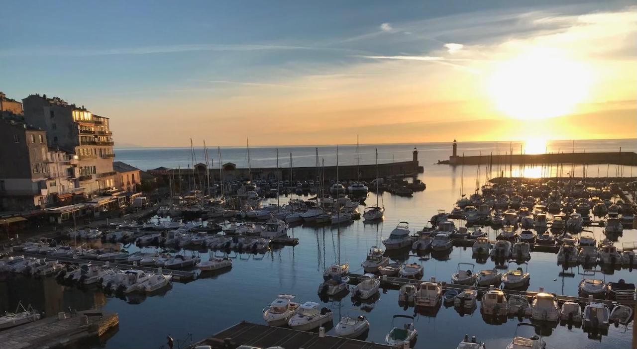 Apartment Sognu Di Matteu - Bel Entierement Climatise - Vue Mer, Vieux Port Bastia
